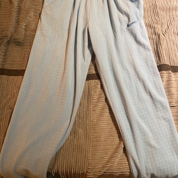 Nike joggers - Picture 4 of 4